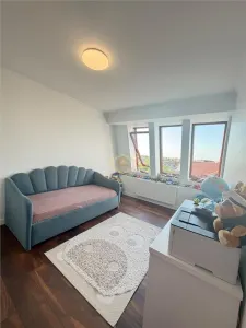 Etaj III | Apartament spatios cu 3 camere - 86 m² | Parcare proprie - foto 14