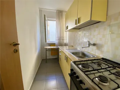 Girocului, apartament 2 camere, etaj 1, bloc izolat - foto 4