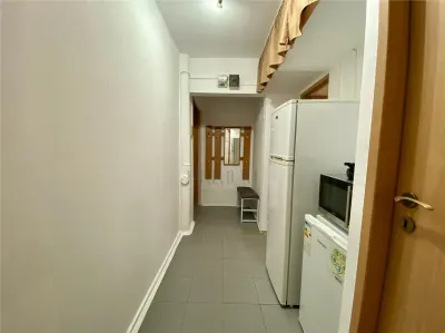 Girocului, apartament 2 camere, etaj 1, bloc izolat - foto 6