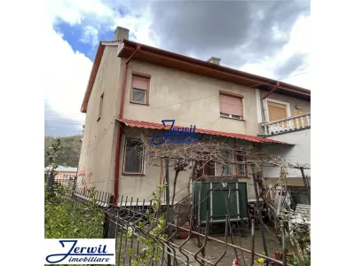 Casa 4 camere, Lunca - Resita
