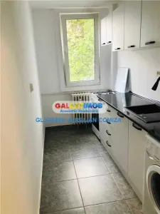 Garsoniera pentru inchiriat metrou Valea Ialomitei/Drumul Taberei - foto 4
