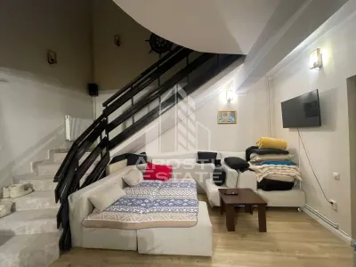 Vila tip duplex, P+1E+M, Poiana Marului - foto 10