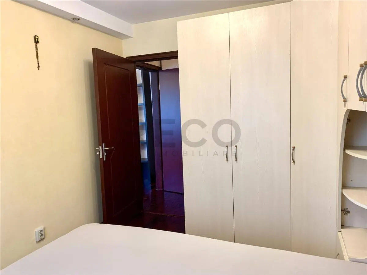 RECO  Apartament cu 3 camere de inchiriat Rogerius Etaj 1, 73 mp - foto 4