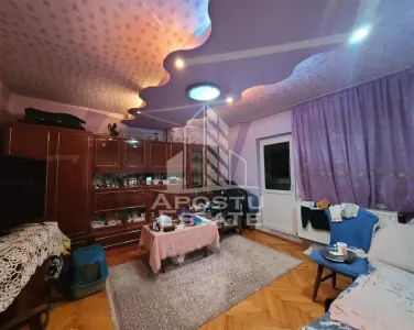 Apartament de vanzare cu 3 camere, 2 bai, zona Bucovina - Timisoara