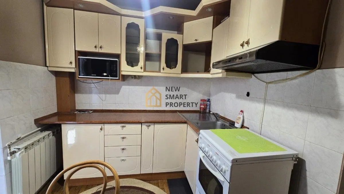 De vanzare apartament 3 camere, etaj 1, Rogerius - foto 4