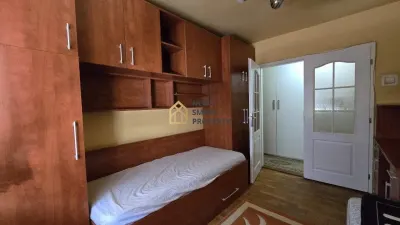 De vanzare apartament 3 camere, etaj 1, Rogerius - foto 7