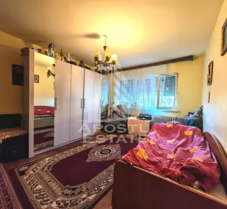 Apartament cu 4 camere de vanzare , Zona Dacia ,Timisoara - foto 2