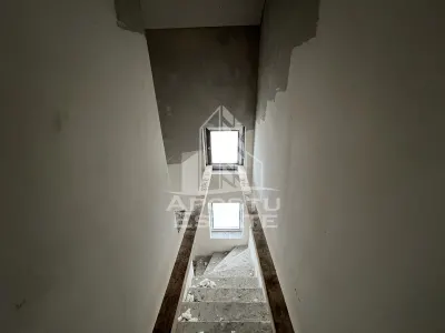 DE VANZARE casa alipita in Covaci cu curte mare - foto 17