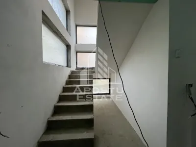 DE VANZARE – Casa ULTRA LUX  – Proprietate de top - foto 16