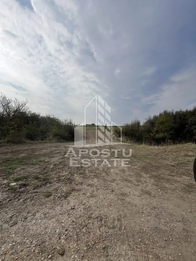 DE VANZARE – Teren 758 mp, zona Metro 2 – cu potential excelent de dez - foto 1