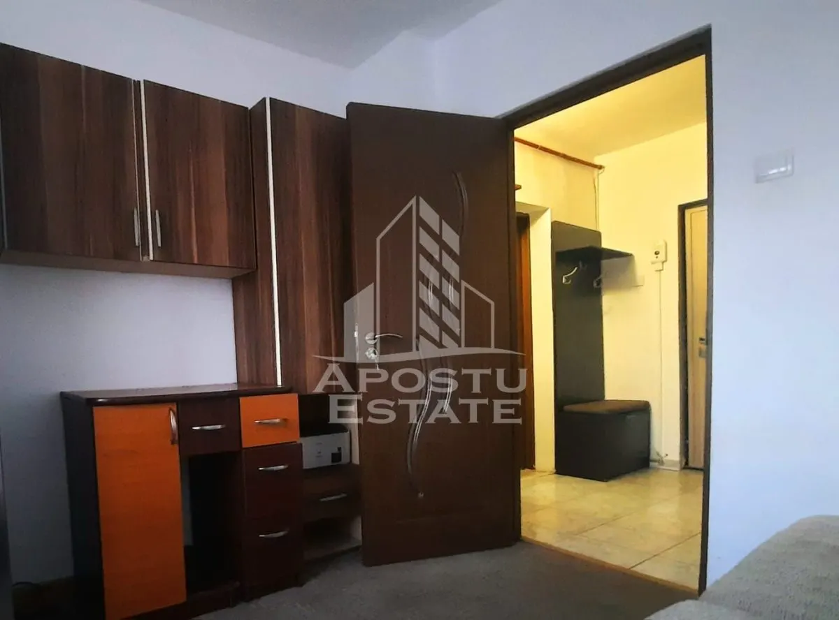 Apartament de inchiriat 2 camere 300 euro zona Miorita - foto 5