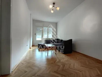 Apartament cu 5 camere 170 mp,  zona Ultracentrala - foto 6