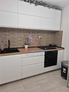 Apartament 3 camere zona Nicolina - foto 5