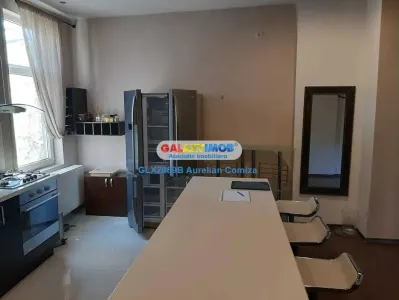 Apartament 4 camere decomandat  Piata Unirii - Bucuresti