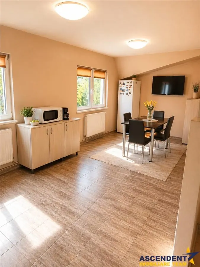 Casa potential:activitati comerciale, birouri, locuire multifamiliala,677 mp teren - foto 6