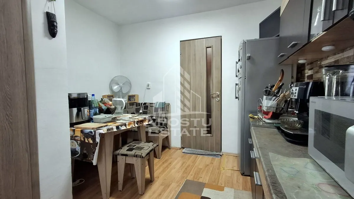 Apartament cu 2 camere de vanzare in zona Micalaca - foto 7