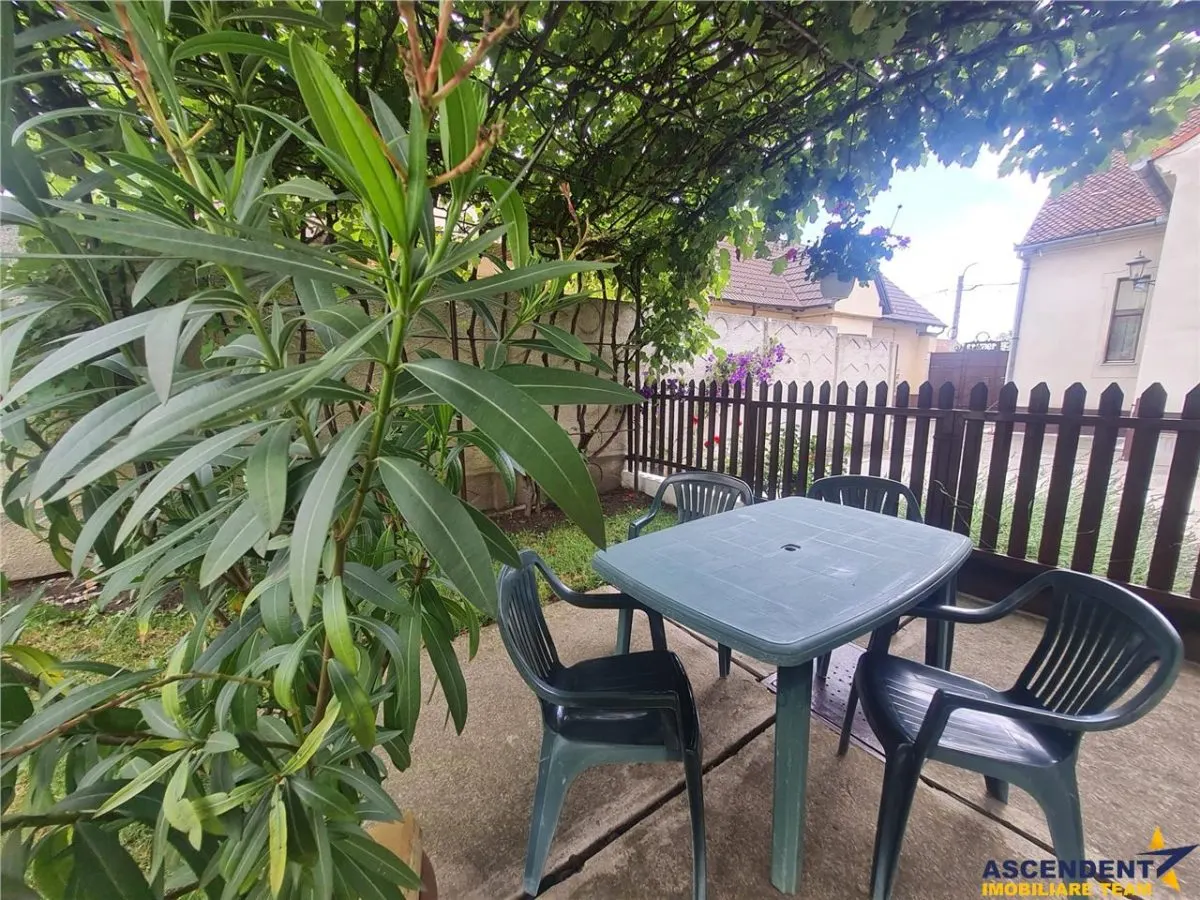 Casa cu vatra traditionala, gradina, garaj, facilitati, Codlea, Brasov - foto 12