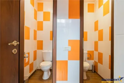 Casa pretabila:comercial/ servicii/ rezidential Central, Fagaras - foto 17