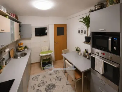 Apartament 1 Cameră, Bd. Chimiei, Decomandat, Etaj 3, Centrală Proprie - foto 2