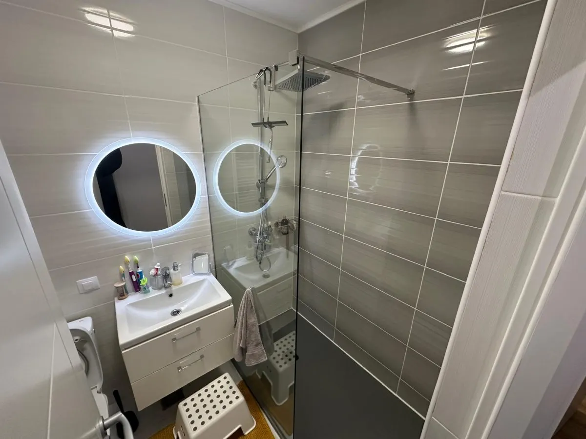 Ap 4 cam parcare şi boxă, etaj 1, mobilat si utilat,Păcurari - foto 15
