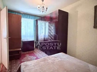 Apartament de vanzare cu doua camere parter Piata Doin Calea Sagului - foto 5