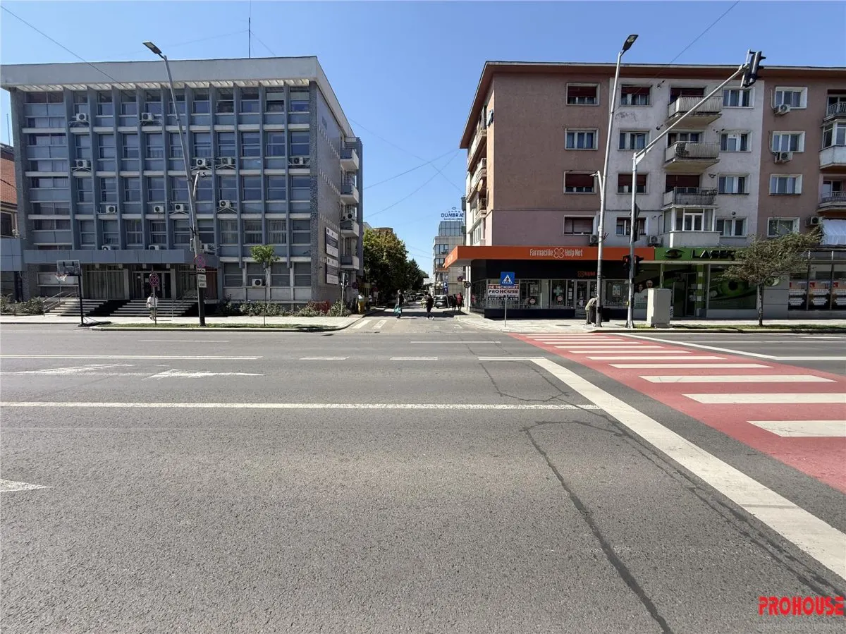 SPATIU COMERCIAL 100 MP – POZITIE ULTRACENTRALA, VIZIBILITATE EXCELENTA - foto 3