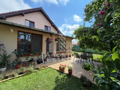 Casa individuala de vanzare cu 4 camere, in Sanmihaiu Roman - Sanmihaiu Roman