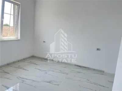 Duplex P+ E, cu 3 camere, in Sanandrei - foto 4