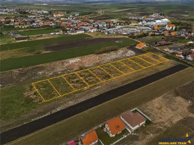 FILM! Terenuri intravilane de 680mp de vanzare, cu utilitati, Targu Secuiesc - foto 4