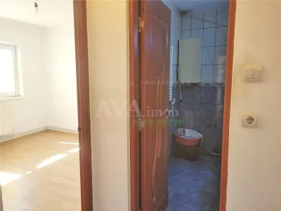 Apartament 2 decomandate, cu centrala, zona Nord - foto 7