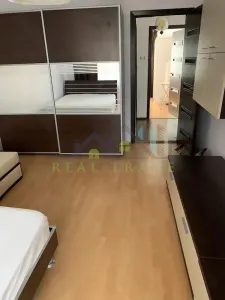 Apartament 2 camere decomandat, etaj intermediar Craiter - foto 4