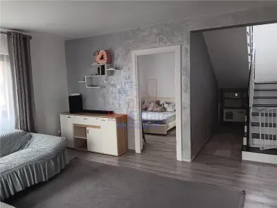 Vila la pret de apartament! Dumbrava  Vila P+M Su=120mp Teren 300mp toate utilitatile - Dumbrava (Ciurea)