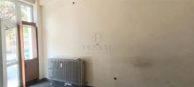 Spatiu comercial cu vitrina  si vad pietonal - Central - Timisoara