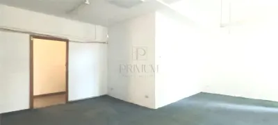 Spatiu comercial cu vitrina  si vad pietonal - Central - foto 4