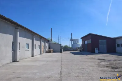 Hala industriala versatila,spatii cazare, platforma betonata,2.300 mp,Halchiu - Brasov