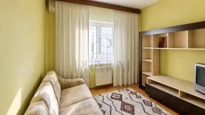 Apartament 3 camere decomandat | Complex Studentesc – Sala Olimpia | Centrala proprie - foto 2