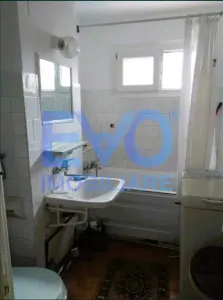 Apartament de inchiriat cu 2 camere, etaj intermediar, Podu Ros - foto 6