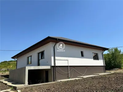 Casa de vanzare 4 camere, Tomesti - Iasi - foto 4