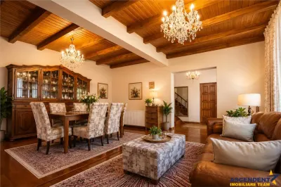 Casa solida,farmec autentic,echipata,garaj incalzit,pod,curte relaxanta,Santana de Mure - foto 2