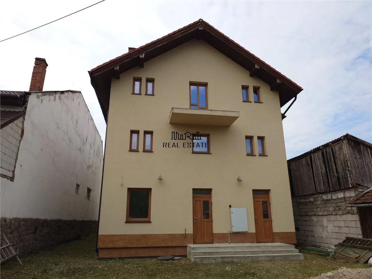 Cladire noua, ideala pentru cazare sau spatii de birouri in Brad, Hd - foto 12