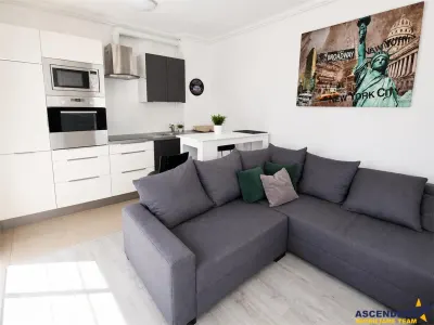 Apartament tip Studio mobilat si utilat modern, loc de parcare, boxa depozitare, zona Coresi, bloc nou - foto 8
