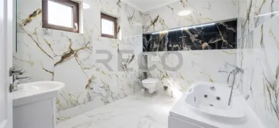 RECO Casa in Haieu Sanmartin 5 dormitoare 5 bai - foto 5