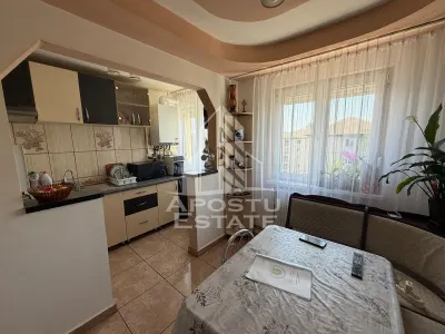 Apartament cu 3 camere de vanzare , Zona Dacia , Timisoara - foto 13