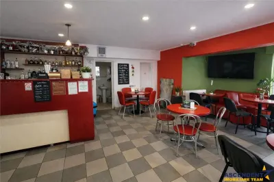 Vanzare/ schimb: Afacere la cheie:Spatiu comercial cu istoric valoros, Tudor, Targu Mures - foto 6