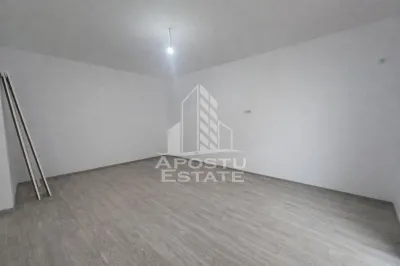 Apartament cu 2 camere, semidecomandat, etaj 2, zona Lidl din Giroc - foto 4