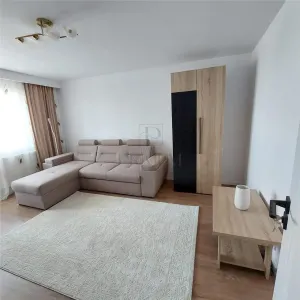 Apartament 3 camere | Central | 75 mp | Complet renovat | Totul nou | 2 Bai | Etaj 8 - foto 3