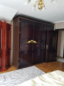CASA CU ETAJ IN ORAS - foto 4