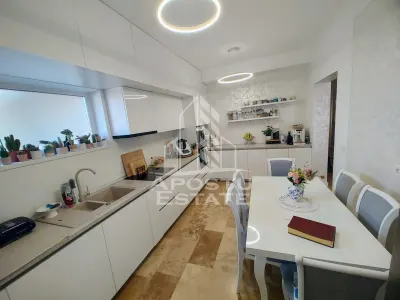 Casa individuala, 5 camere , 3 bai,2 balcoane ,acces auto, Braytim - foto 5