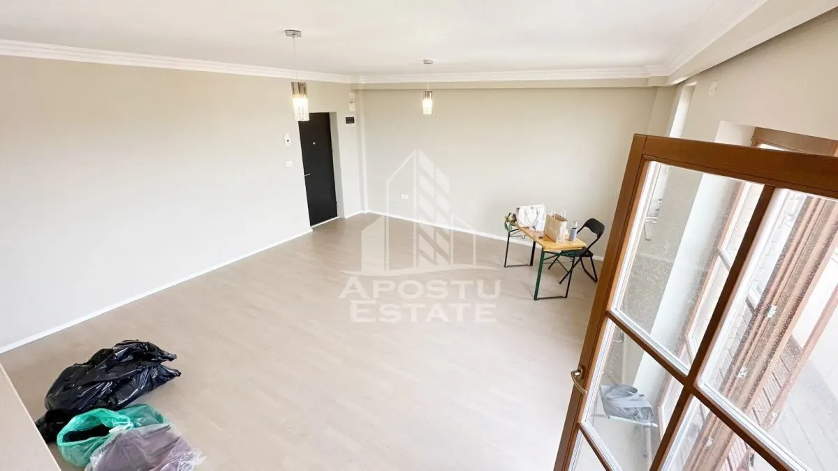 Penthouse 3 camere de vanzare, 97mp utili + balcon -Giroc - foto 3