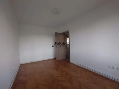Apartament 3 camere renovat - foto 16